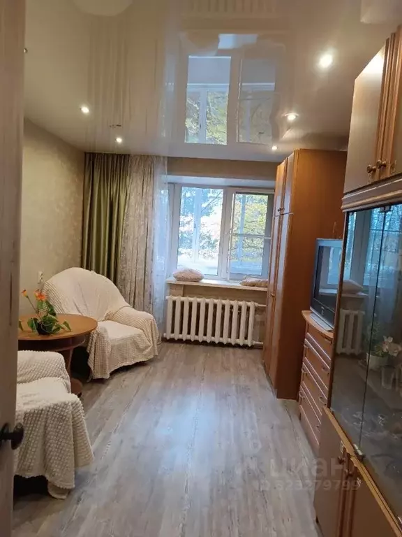 2-к кв. Калужская область, Малоярославец ул. Кирова, 34 (41.8 м) - Фото 2