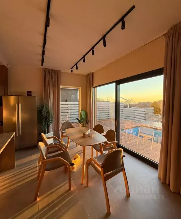 Дом в Краснодарский край, Сочи ул. Яна Фабрициуса, 183 (220 м) - Фото 1