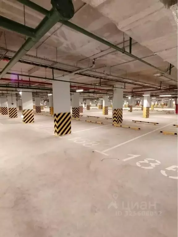 Гараж в Московская область, Ленинский городской округ, пос. Битца ... - Фото 1