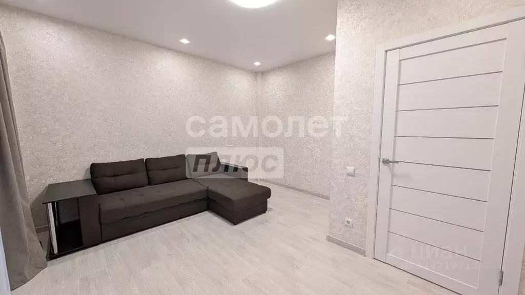 1-к кв. Иркутская область, Иркутск Амурский проезд, 8 (42.0 м) - Фото 2