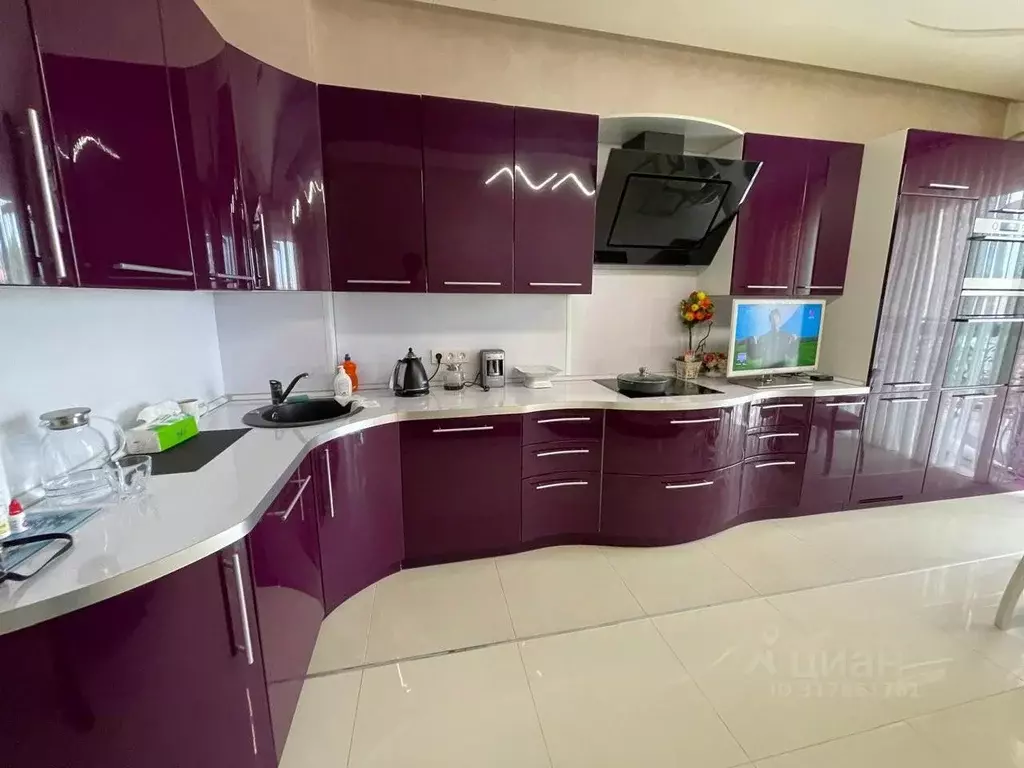 3-к кв. Кабардино-Балкария, Нальчик ул. Пушкина (141.0 м) - Фото 1