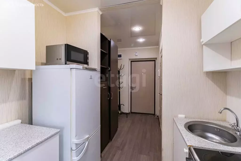 Квартира-студия: Тюмень, улица Вадима Бованенко, 1 (23.2 м) - Фото 1