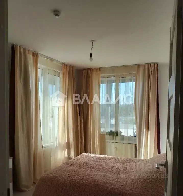 3-к кв. Санкт-Петербург ул. Тамбасова, 3к1 (90.2 м) - Фото 1