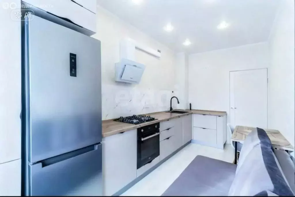 1-комнатная квартира: Калининград, улица Старшины Дадаева, 71 (42 м) - Фото 2