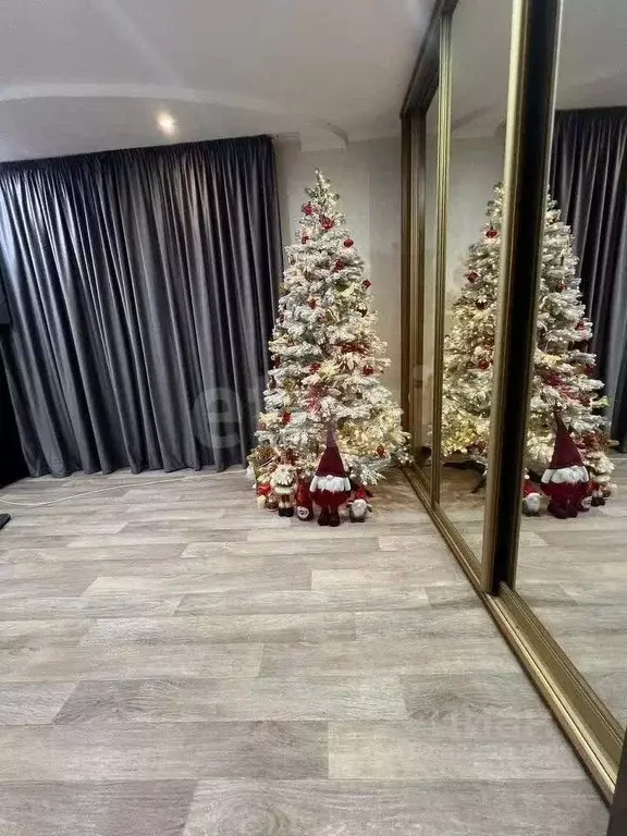 2-к кв. Ростовская область, Азов Азовский район, Петровская пл., 9 ... - Фото 1