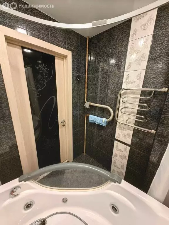 2-комнатная квартира: Нижний Новгород, Союзный проспект, 2Г (63.4 м) - Фото 0