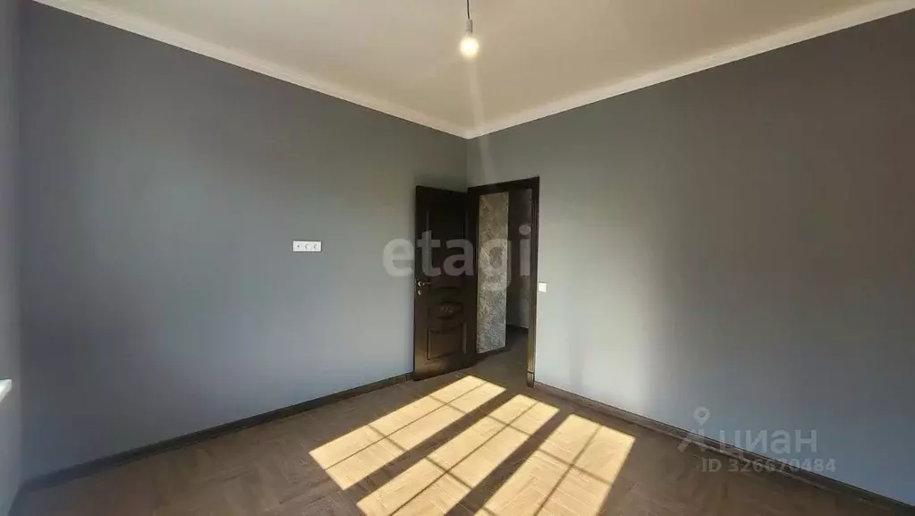 Дом в Краснодарский край, Краснодар Новая Елизаветка мкр, ул. Имени ... - Фото 1