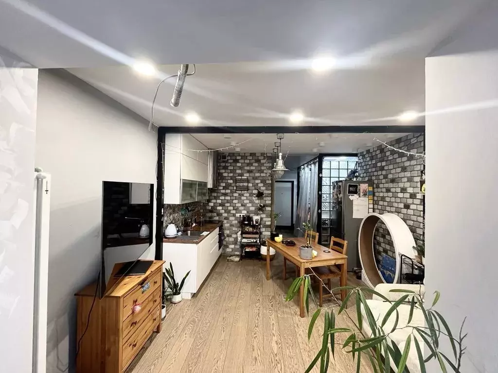 Студия Московская область, Реутов Юбилейный просп., 40 (30.0 м) - Фото 1