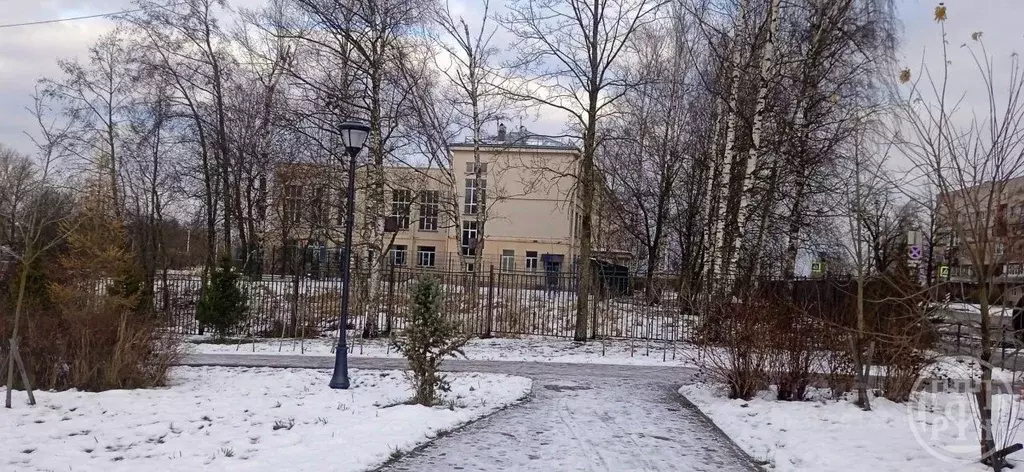 2-к кв. Санкт-Петербург, Санкт-Петербург, Ломоносов ул. Некрасова, 1 ... - Фото 2