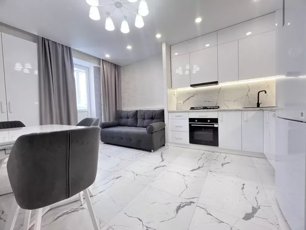 2-к кв. Ставропольский край, Ставрополь ул. Рогожникова, 21/1к3 (65.0 ... - Фото 0