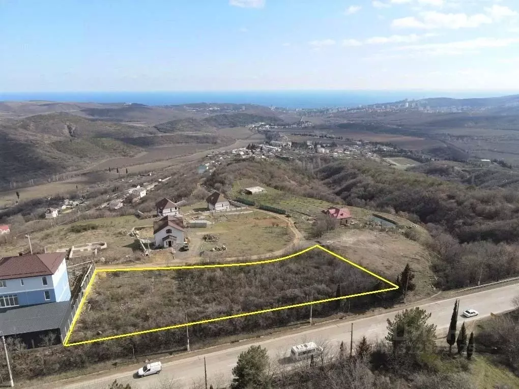 Участок в Крым, Алушта муниципальный округ, с. Верхняя Кутузовка пер. ... - Фото 1