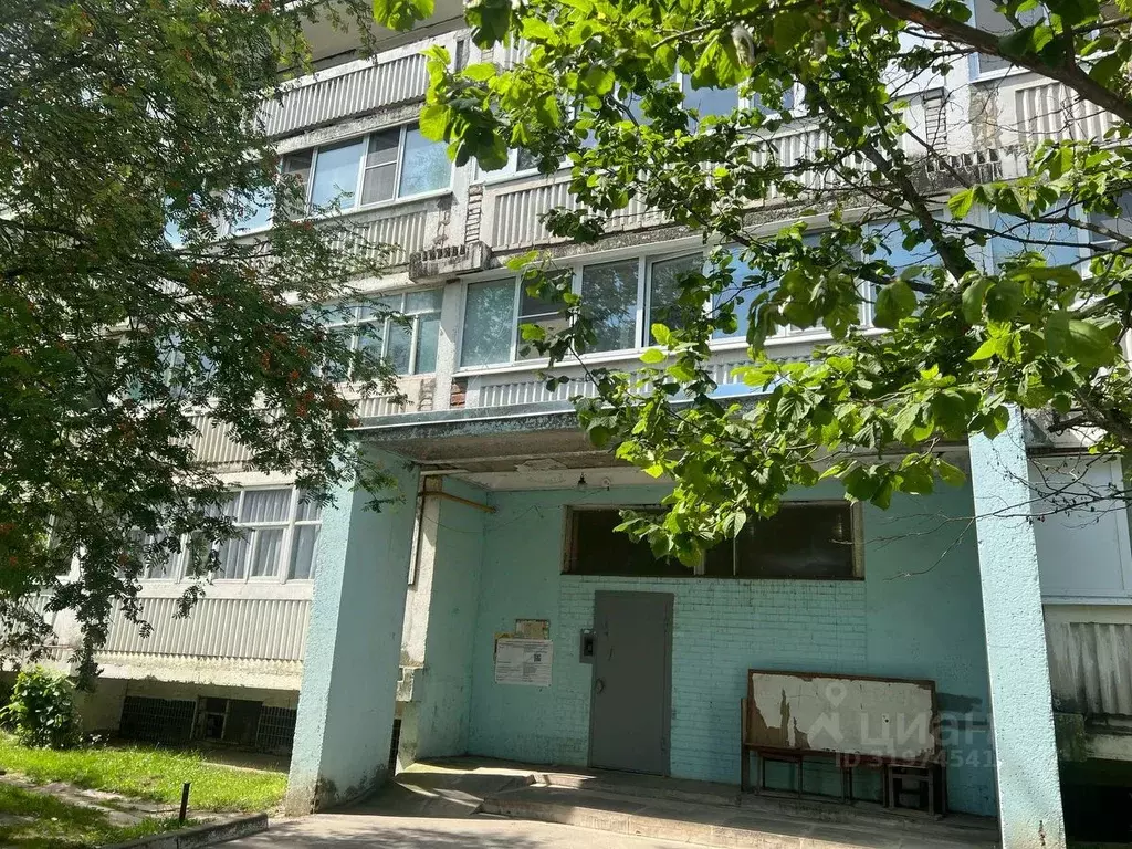 1-к кв. Калужская область, Таруса ул. Академика Королева, 2 (38.2 м) - Фото 0