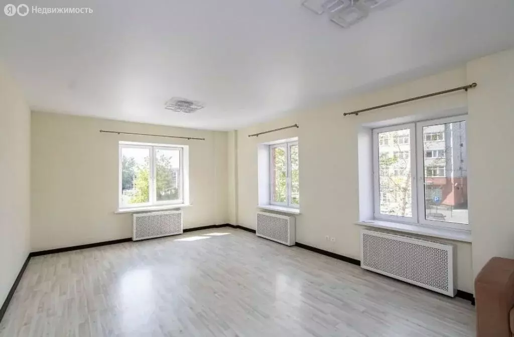 2-комнатная квартира: Тюмень, улица Салтыкова-Щедрина, 58/3 (92.1 м) - Фото 1