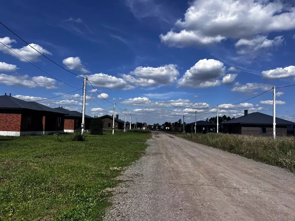 Участок в Башкортостан, Уфа городской округ, с. Федоровка ул. Галечная ... - Фото 1