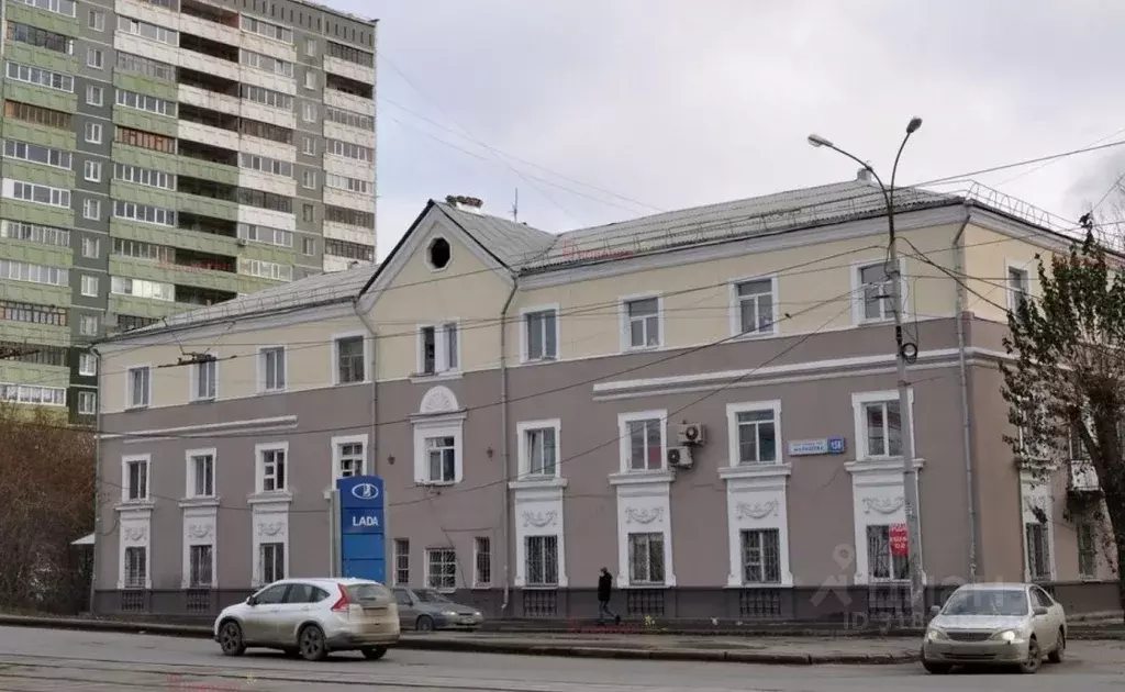 Студия Свердловская область, Екатеринбург ул. Малышева, 158 (17.5 м) - Фото 0