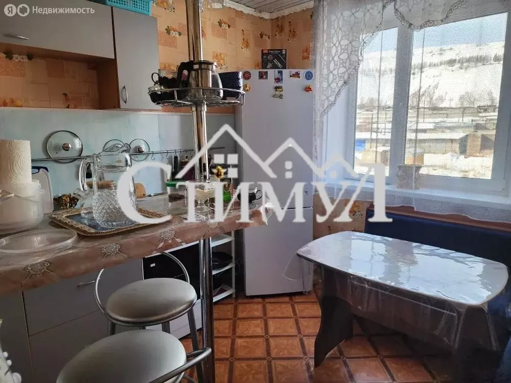 2-комнатная квартира: Сорск, улица Кирова, 50 (50.4 м) - Фото 1