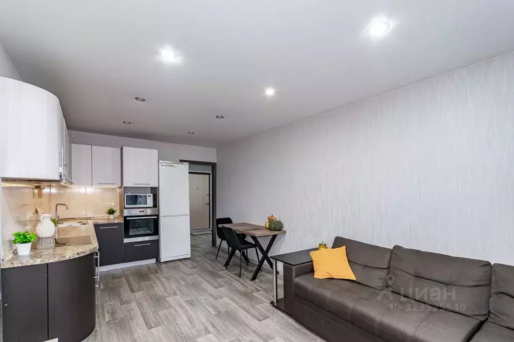 1-к кв. Свердловская область, Екатеринбург ул. Заводская, 75 (43.0 м) - Фото 2