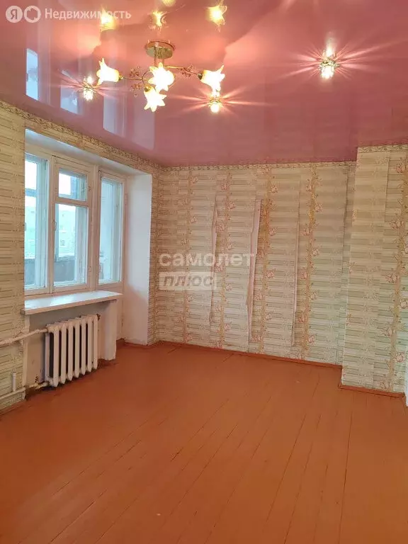 1-комнатная квартира: посёлок городского типа Вахруши, улица Ленина, ... - Фото 2