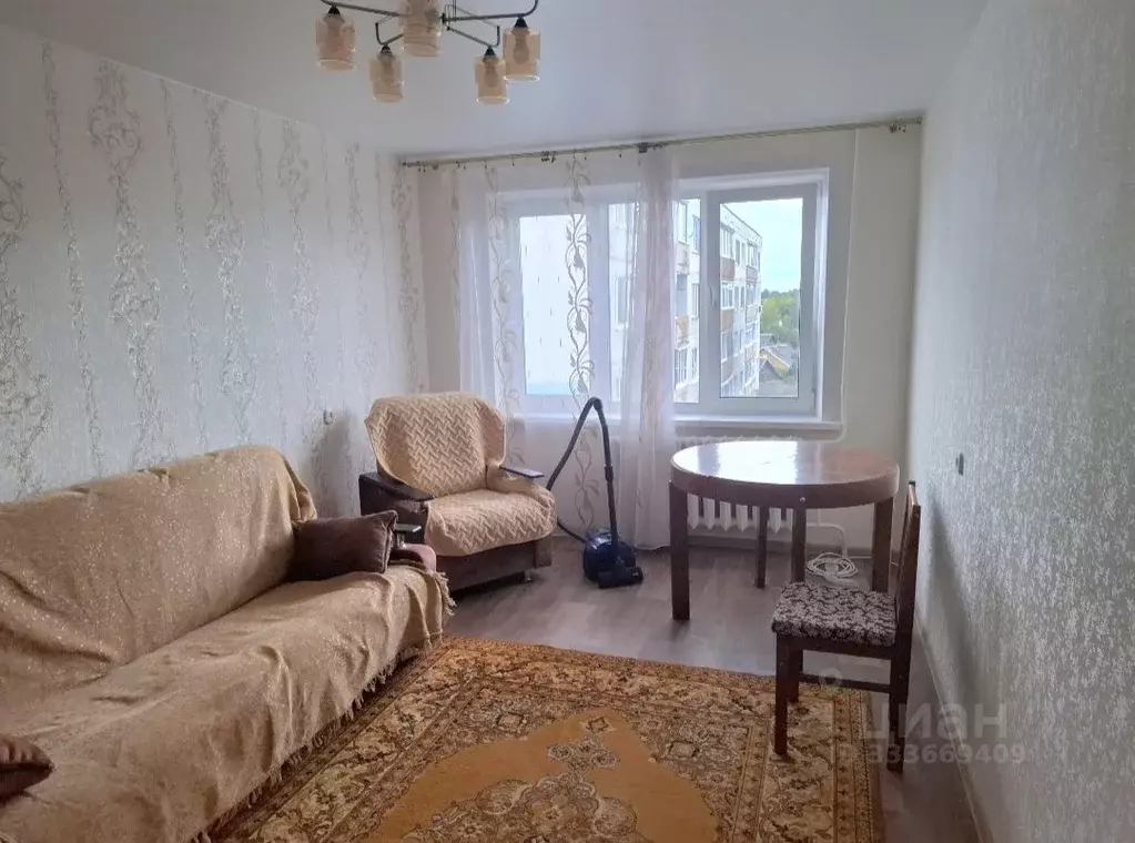 2-к кв. Псковская область, Невель Октябрьская ул., 2 (53.5 м) - Фото 1
