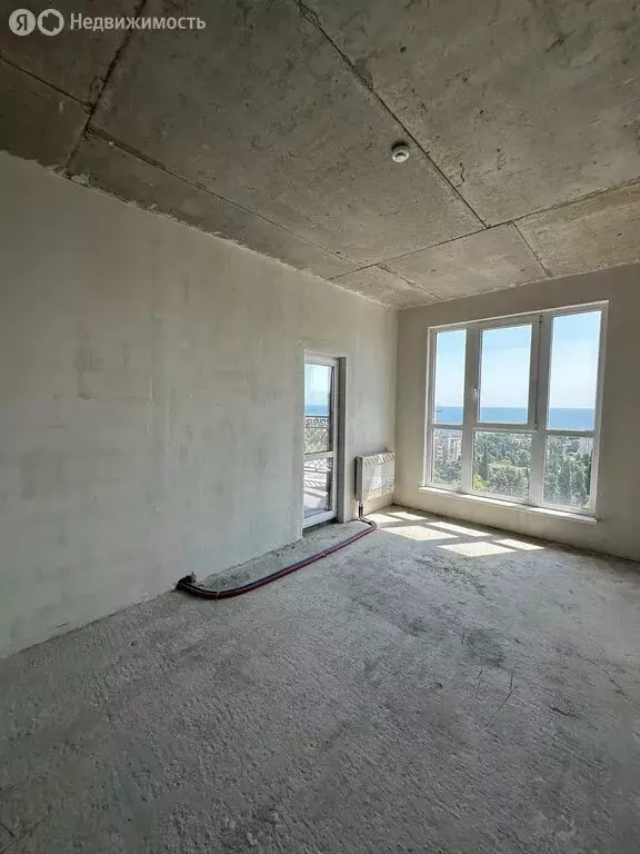 3-комнатная квартира: Ялта, улица Щорса, 10В (71.7 м) - Фото 1