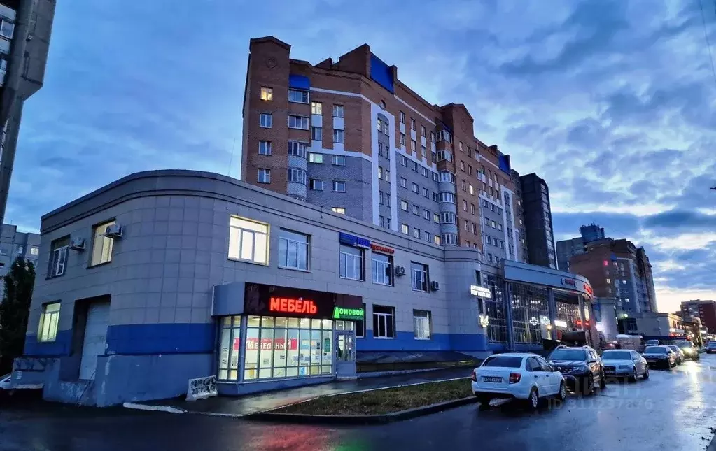 Помещение свободного назначения в Чувашия, Чебоксары просп. 9-й ... - Фото 0