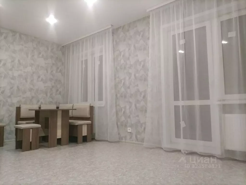 Студия Красноярский край, Красноярск Ключевская ул., 67 (28.0 м) - Фото 1