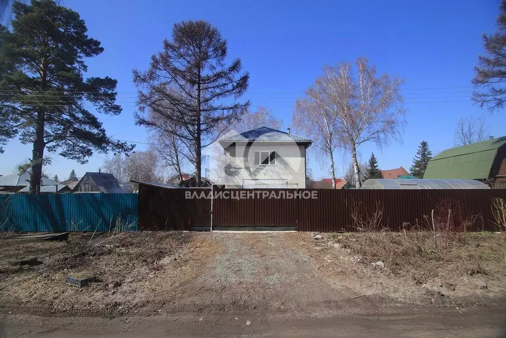 Дом в Новосибирская область, Бердск Большевистская ул., 33 (123 м) - Фото 0