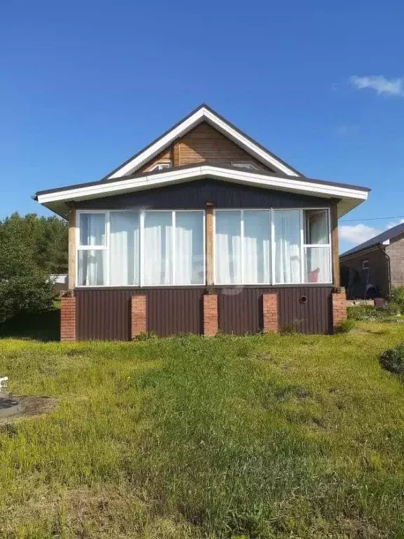 Дом в Башкортостан, Стерлитамакский район, с. Рощинский ул. Сосновая ... - Фото 0