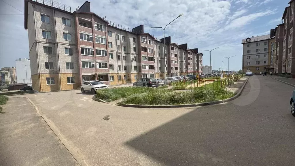 1-к. квартира, 38 м, 2/5 эт. - Фото 0