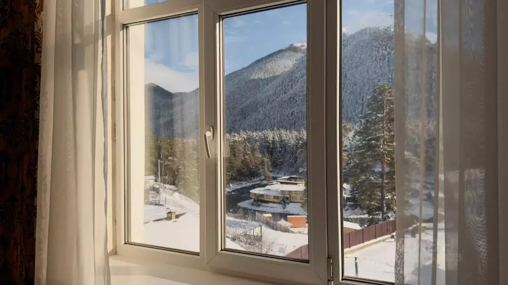 Комната Карачаево-Черкесия, Зеленчукский район, с. Архыз  (24.0 м) - Фото 2