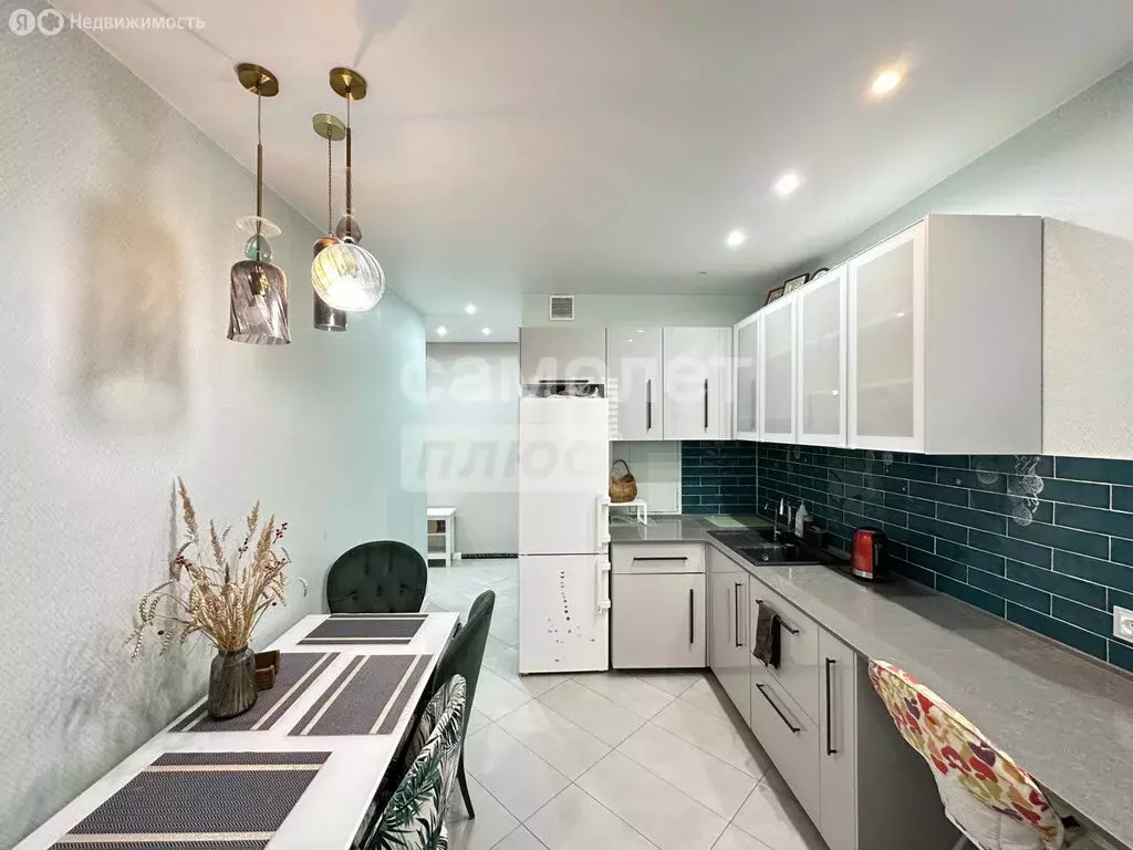 2-комнатная квартира: Москва, улица Новаторов, 6 (59 м) - Фото 1
