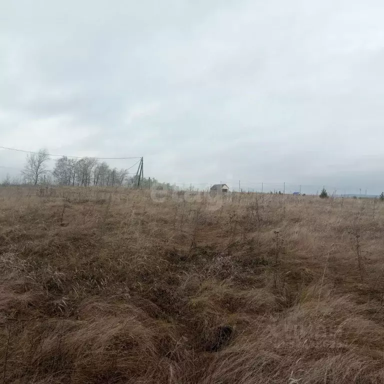 Участок в Башкортостан, Стерлибашевский сельсовет, с. Стерлибашево ул. ... - Фото 1