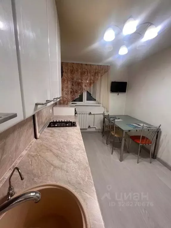 3-к кв. Свердловская область, Екатеринбург ул. Металлургов, 28 (63.0 ... - Фото 1