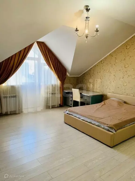Продаётся 3-к квартира, 134 м - Фото 0