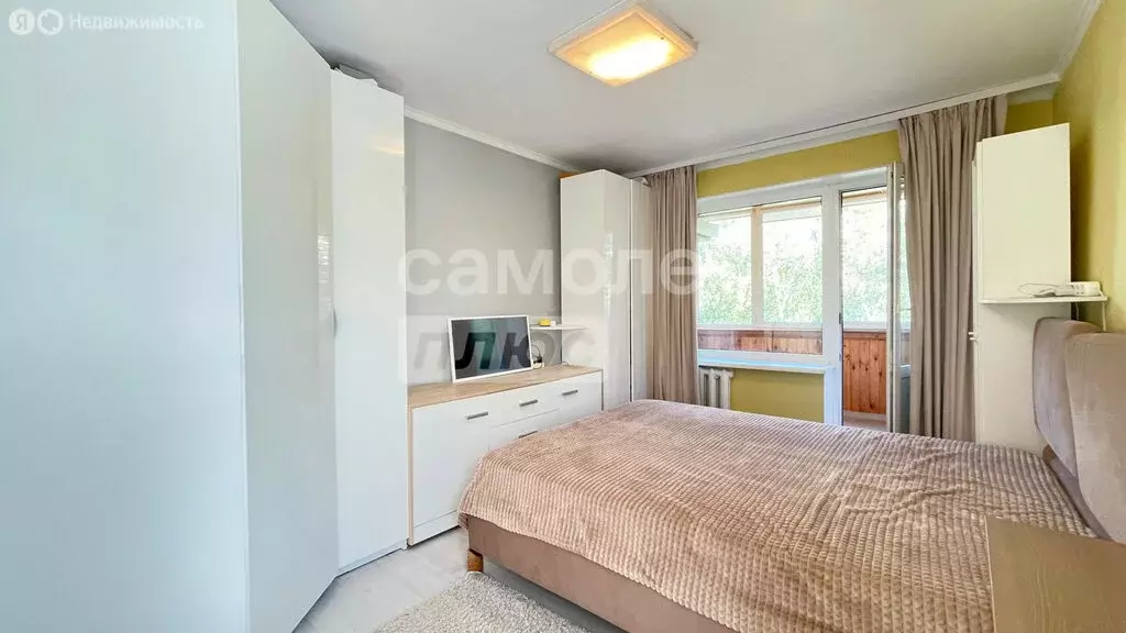 4-комнатная квартира: Уфа, улица 50 лет СССР, 40 (87 м) - Фото 0