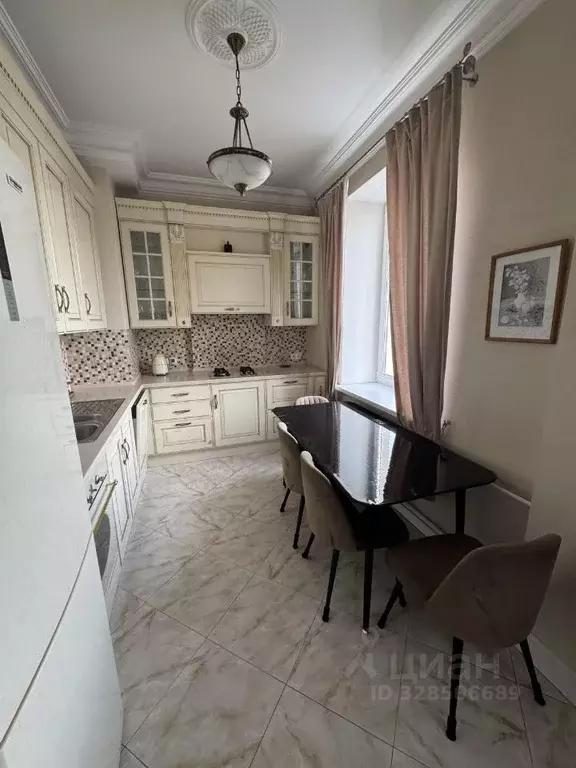 3-к кв. Москва ул. Маршала Бирюзова, 8К1 (87.6 м) - Фото 1