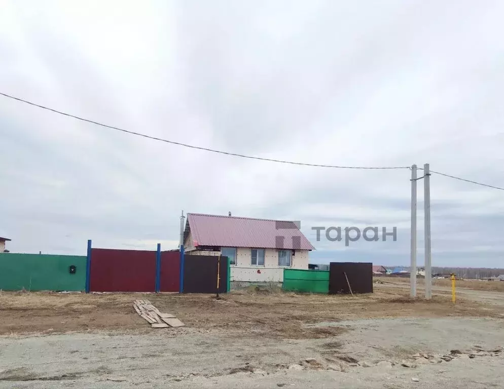 Дом в деревня Аязгулова, Школьная улица (63 м) - Фото 1