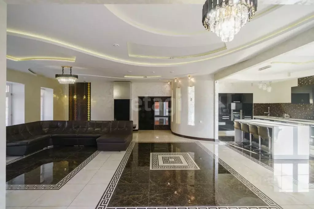 Дом в Ульяновская область, Ульяновск ул. Владимирская, 5 (600 м) - Фото 2