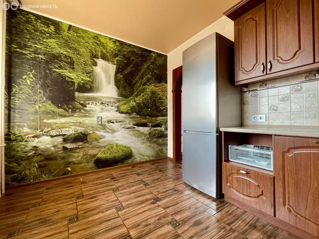 2-комнатная квартира: Челябинск, проспект Победы, 382А (75 м) - Фото 1