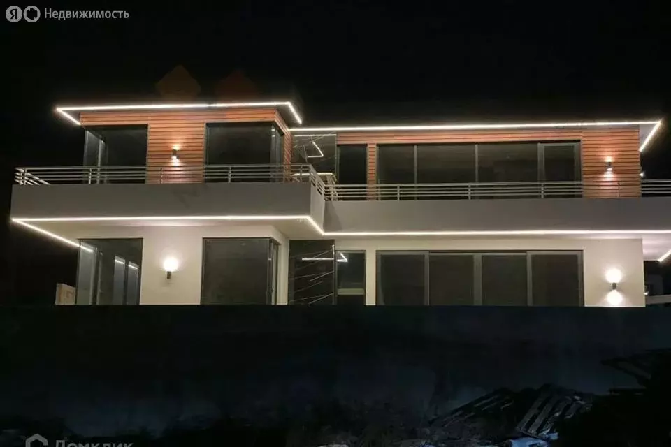 Дом в Краснодар, 2-й проезд Писателя Степанова, 11 (200 м) - Фото 1