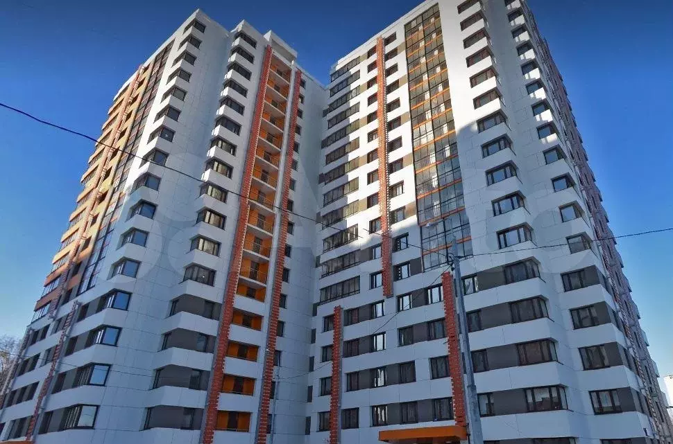 2-к. квартира, 70 м, 4/18 эт. - Фото 0