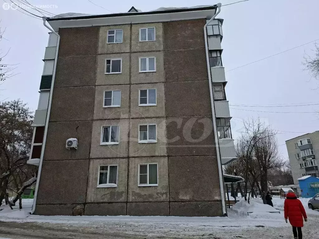 3-комнатная квартира: Курган, улица Коли Мяготина, 79 (58.1 м) - Фото 1