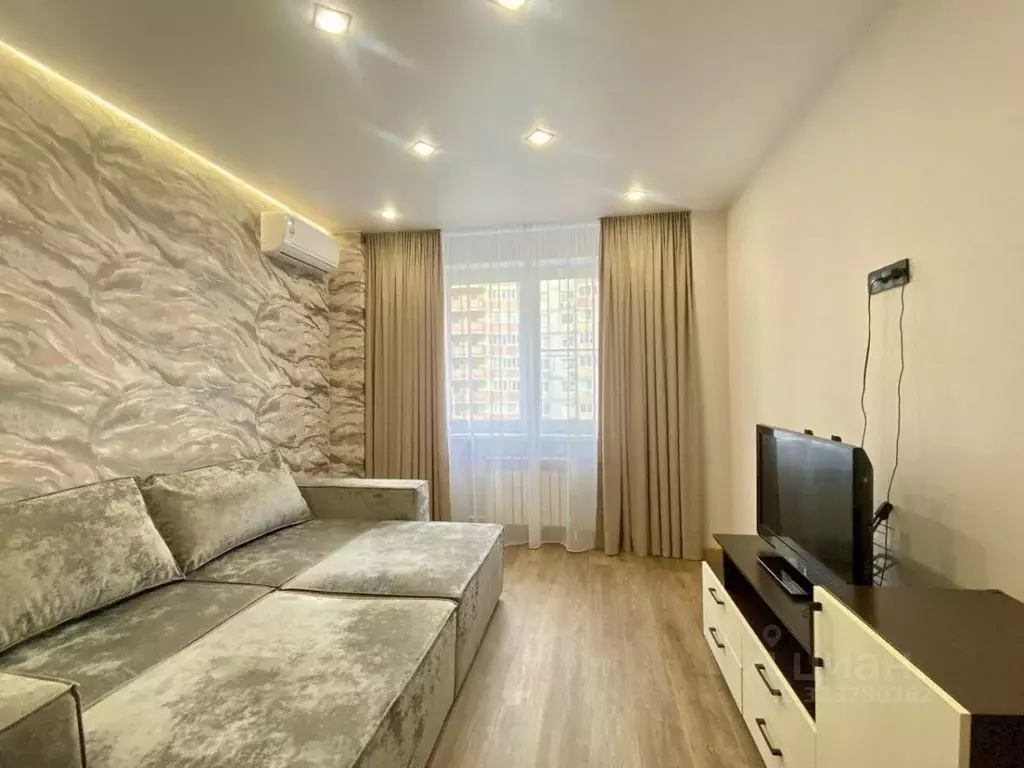 2-к кв. Волгоградская область, Волгоград ул. Милиционера Буханцева, 40 ... - Фото 1