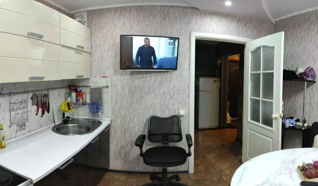 2-к кв. Томская область, Стрежевой Сибирская ул., 26 (53.9 м) - Фото 2