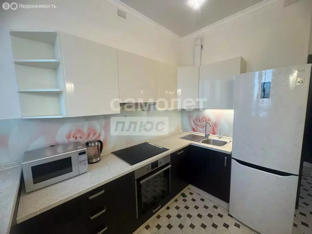 2-комнатная квартира: Челябинск, улица Дзержинского, 86 (58 м) - Фото 1