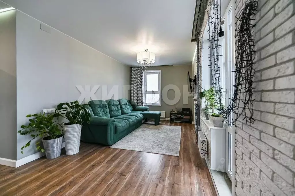 3-к кв. Алтайский край, Барнаул ул. Шумакова, 11 (81.4 м) - Фото 2