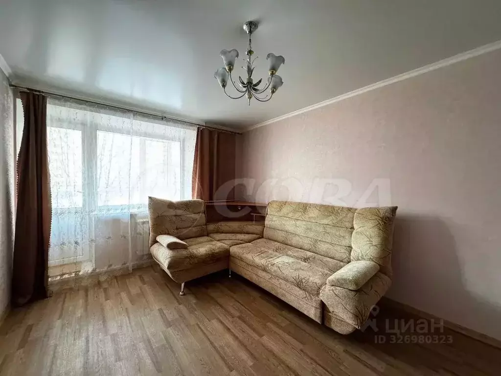 1-к кв. Тюменская область, Тюмень ул. Василия Гольцова, 8 (38.0 м) - Фото 1