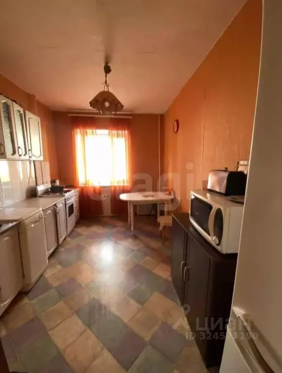 3-к кв. Ямало-Ненецкий АО, Новый Уренгой Советский мкр, 1/2 (71.8 м) - Фото 1