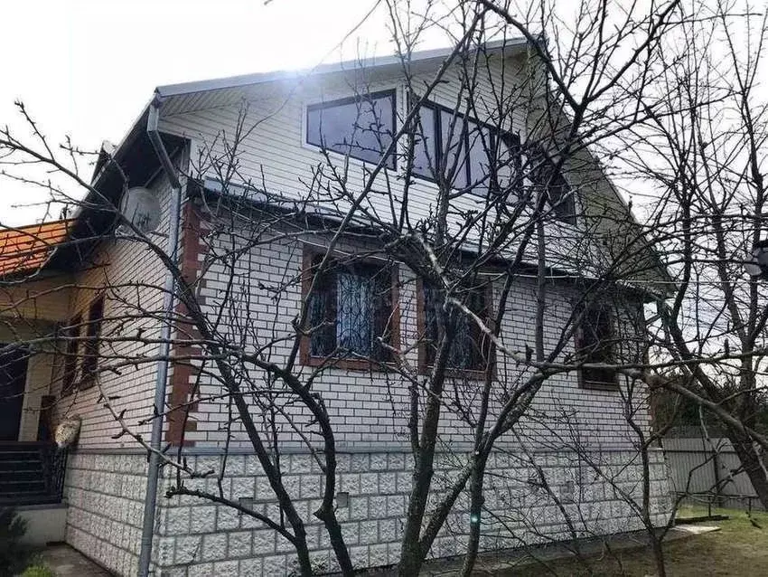 Дом в Новгородская область, Новгородский район, Ракомское с/пос, д. ... - Фото 1