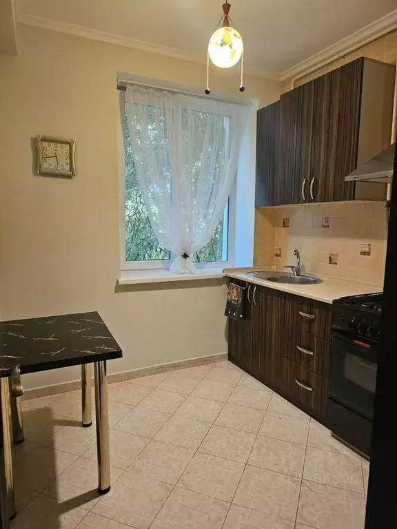 2-к кв. Крым, Симферополь ул. Толстого, 24А (50.0 м) - Фото 0